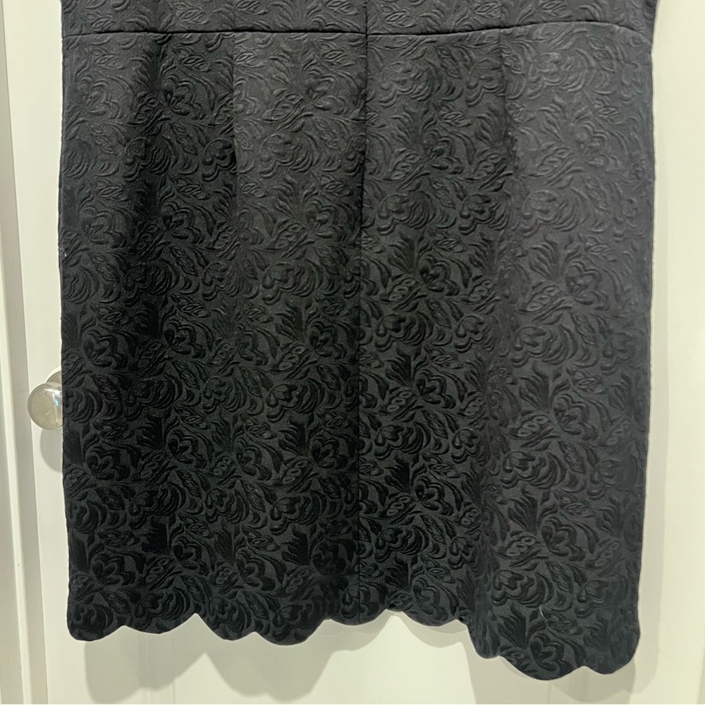 RSVP by Talbots Floral Matelasse Scalloped-Hem Dress in Black Size 22W - Picture 9 of 10